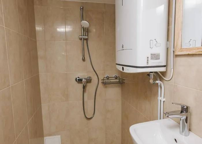 Lejlighed Komac Apartma & Glamping *