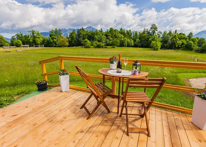 Komac Apartma & Glamping Lejlighed